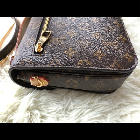 Louis Vuitton POCHETTE MÉTIS (Extra Pictures) - Picture 8 of 16